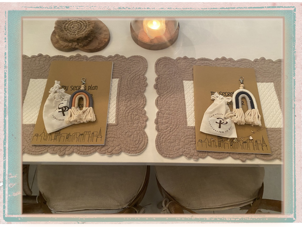 お土産だよ〜♡